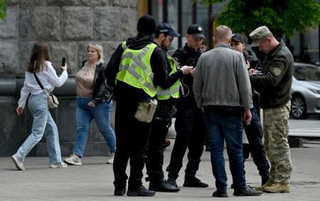 Працівникам ТЦК надано право відкривати вогонь на ураження: коментар юриста з цього приводу.