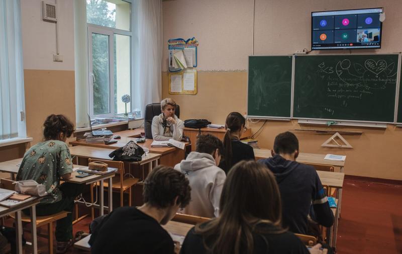 Фінансування буде слідувати за викладачем. Освітяни отримають можливість пройти перепідготовку в новому форматі.